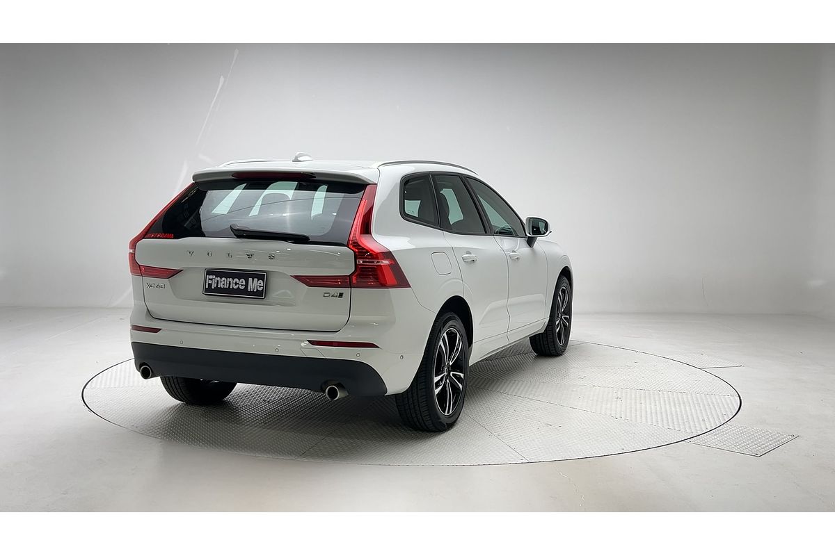 2019 Volvo XC60 D4 Momentum