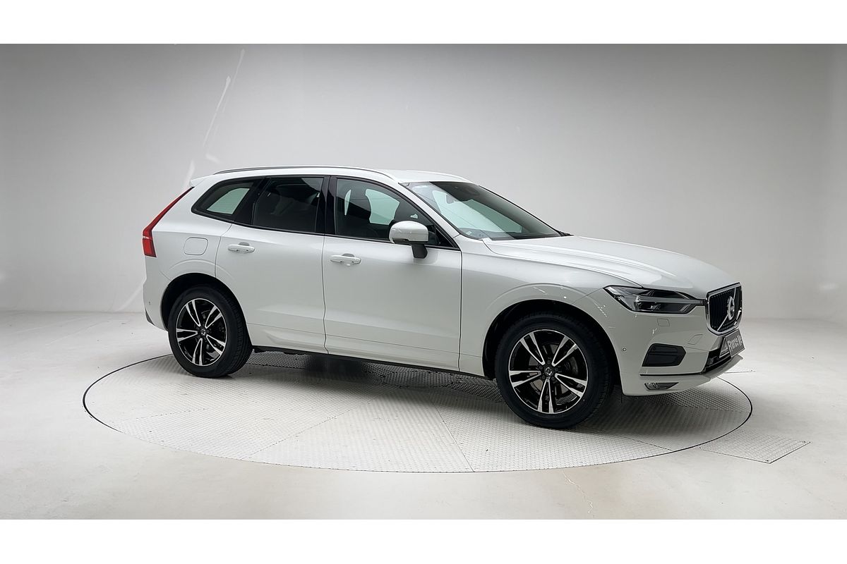 2019 Volvo XC60 D4 Momentum