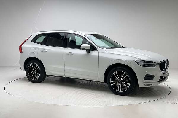 2019 Volvo XC60 D4 Momentum