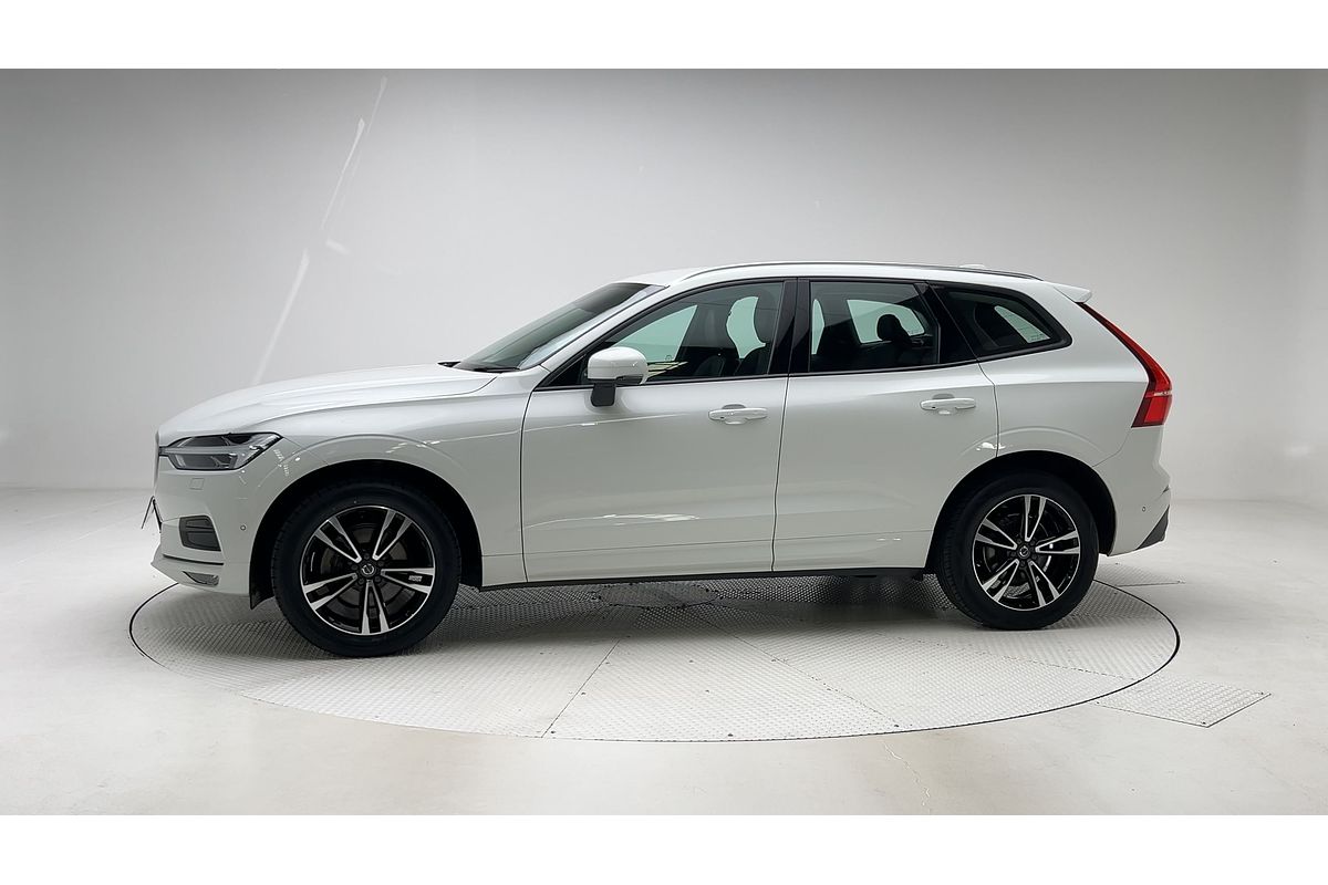 2019 Volvo XC60 D4 Momentum