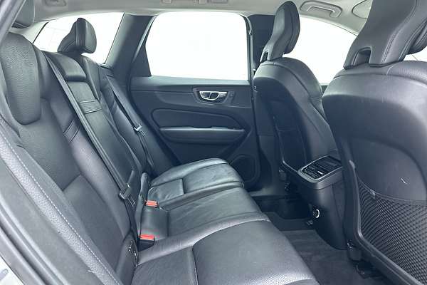 2019 Volvo XC60 D4 Momentum