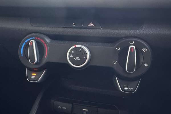 2023 Kia Rio S YB
