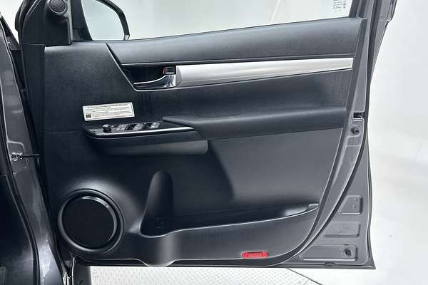 2021 Toyota Hilux SR5 GUN126R 4X4