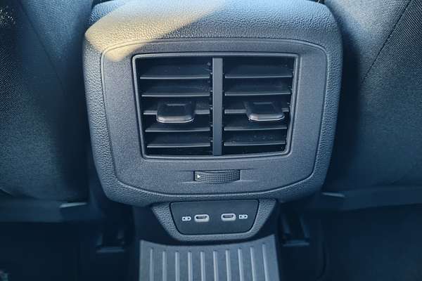 2022 Volkswagen T-Roc 110TSI Style D11