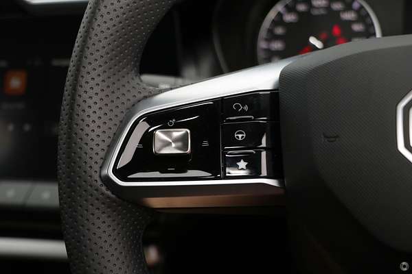 2025 MG ZS