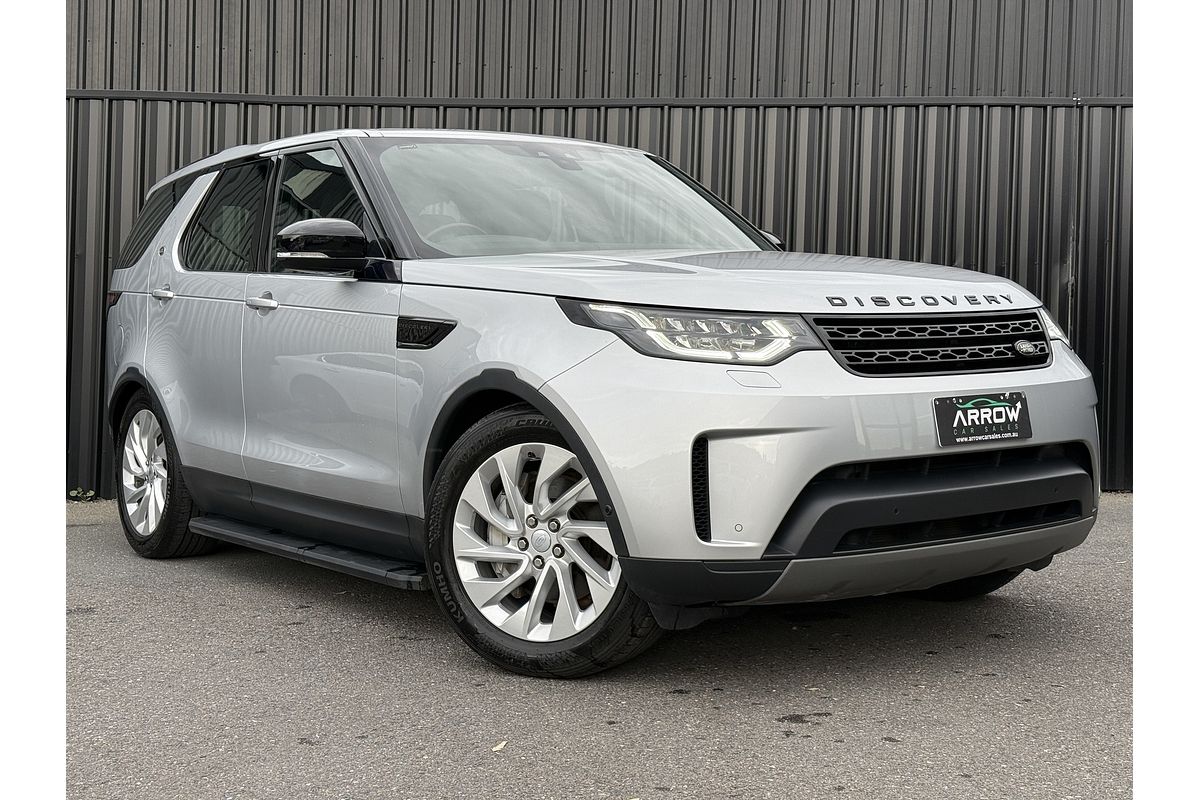2019 Land Rover Discovery SD6 SE Series 5