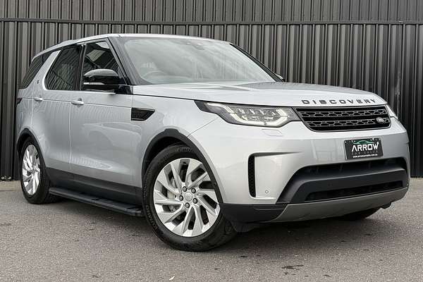 2019 Land Rover Discovery SD6 SE Series 5
