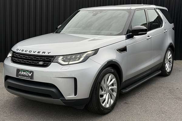 2019 Land Rover Discovery SD6 SE Series 5