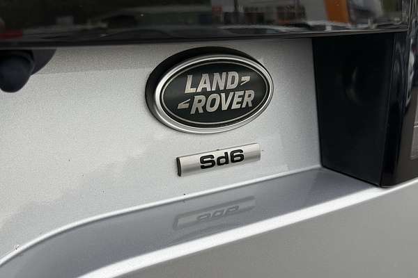2019 Land Rover Discovery SD6 SE Series 5