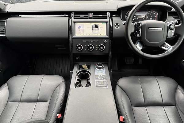 2019 Land Rover Discovery SD6 SE Series 5