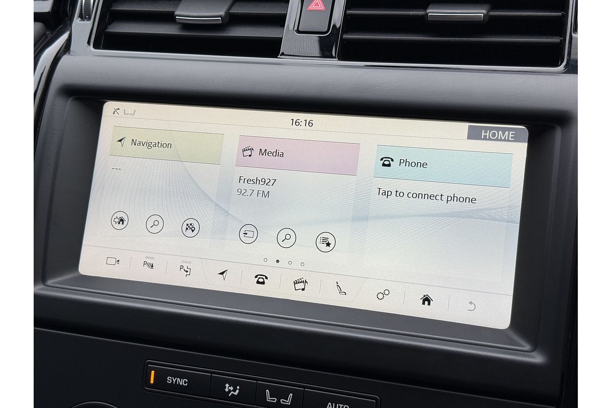 2019 Land Rover Discovery SD6 SE Series 5