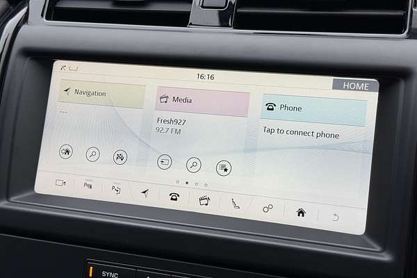 2019 Land Rover Discovery SD6 SE Series 5