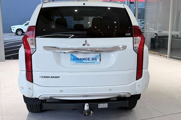 2016 Mitsubishi Pajero Sport Exceed QE