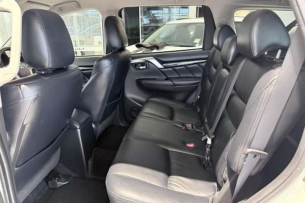 2016 Mitsubishi Pajero Sport Exceed QE