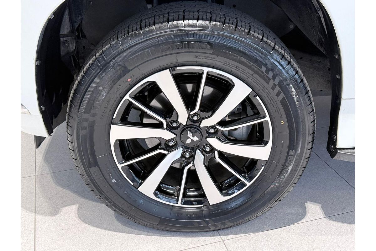 2016 Mitsubishi Pajero Sport Exceed QE