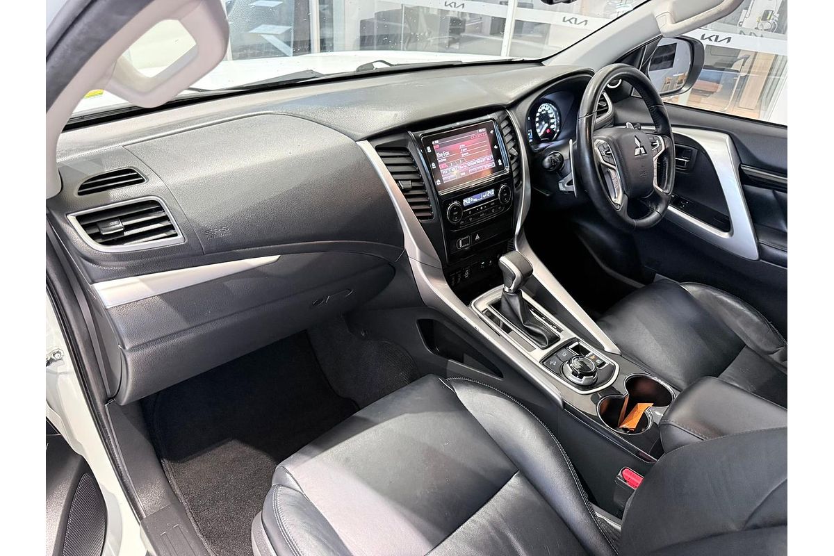 2016 Mitsubishi Pajero Sport Exceed QE