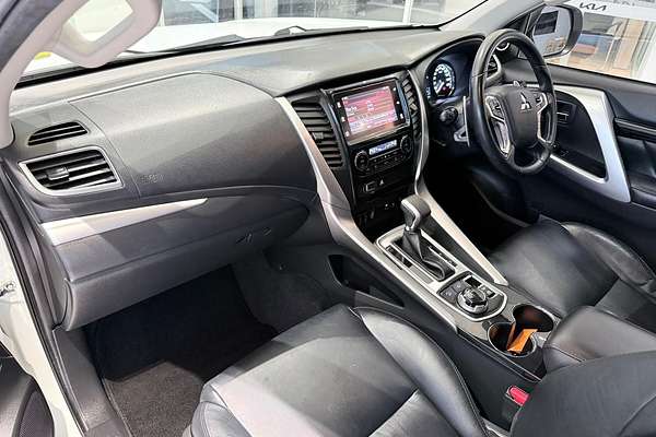 2016 Mitsubishi Pajero Sport Exceed QE