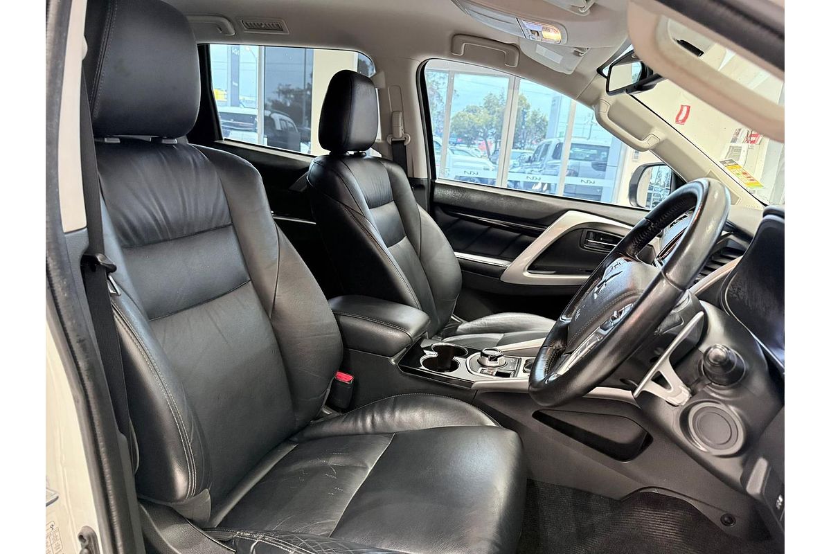 2016 Mitsubishi Pajero Sport Exceed QE