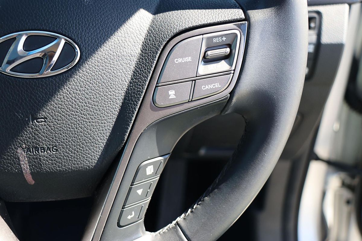 2016 Hyundai Santa Fe Highlander DM3 Series II