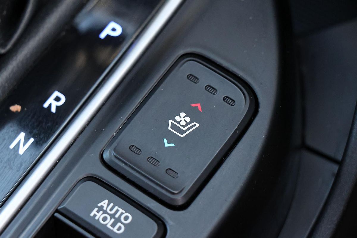 2016 Hyundai Santa Fe Highlander DM3 Series II