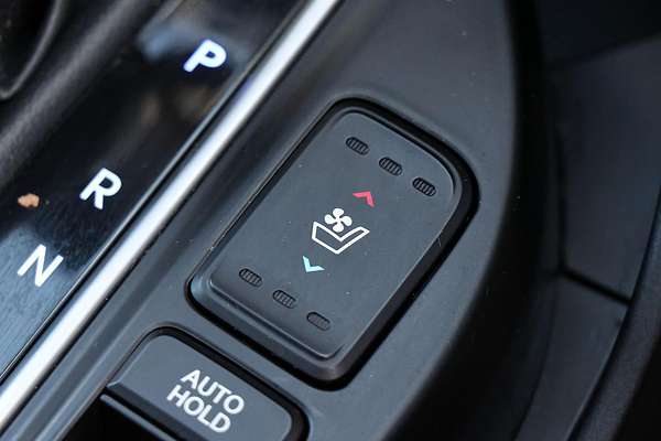 2016 Hyundai Santa Fe Highlander DM3 Series II