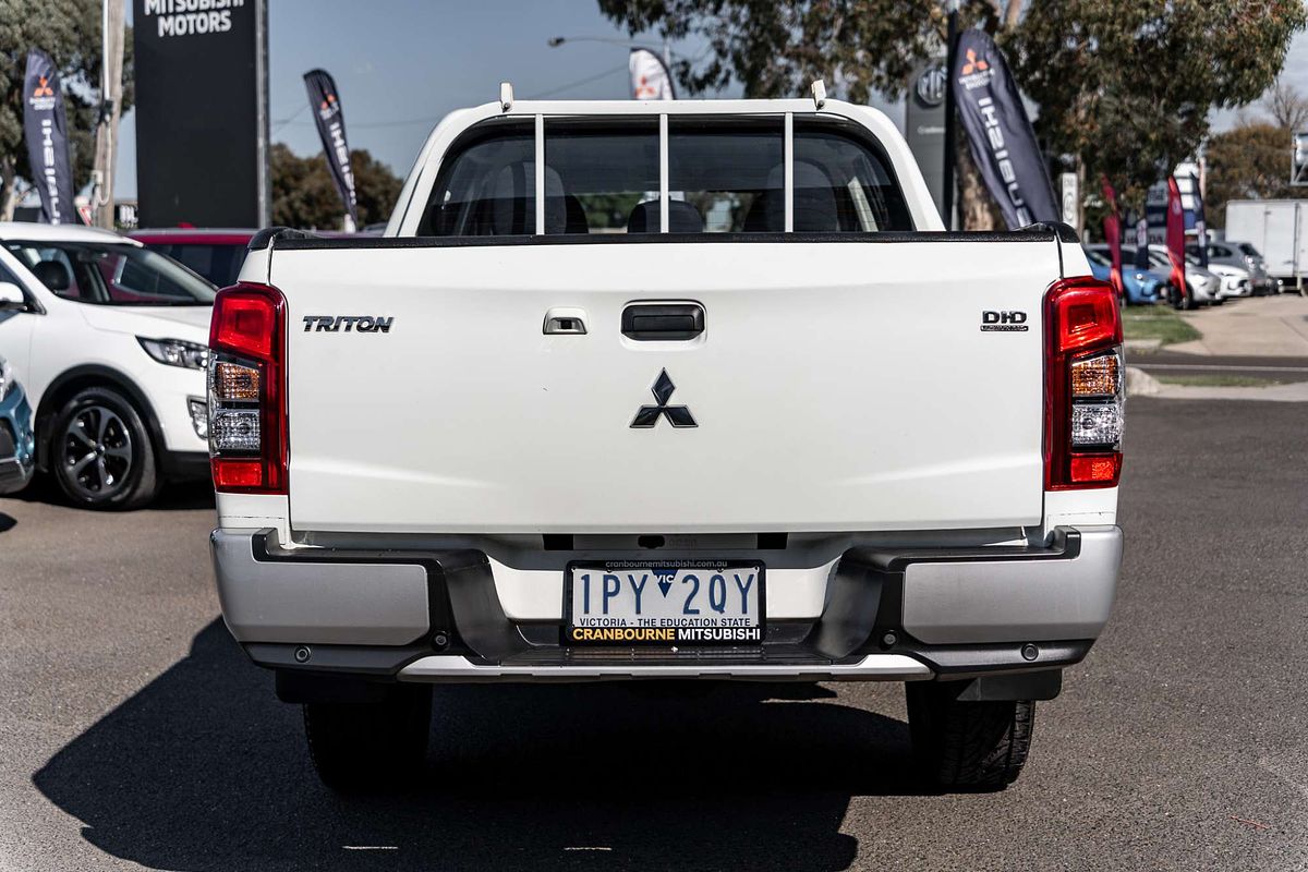 2019 Mitsubishi Triton GLX MR 4X4