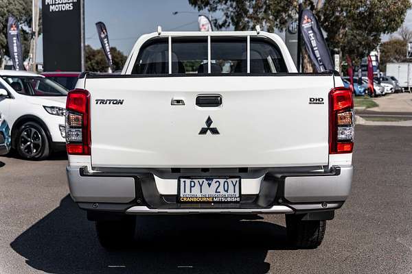 2019 Mitsubishi Triton GLX MR 4X4