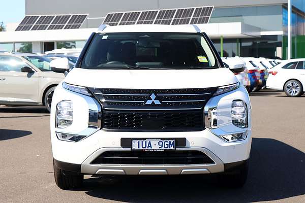 2024 Mitsubishi Outlander LS ZM