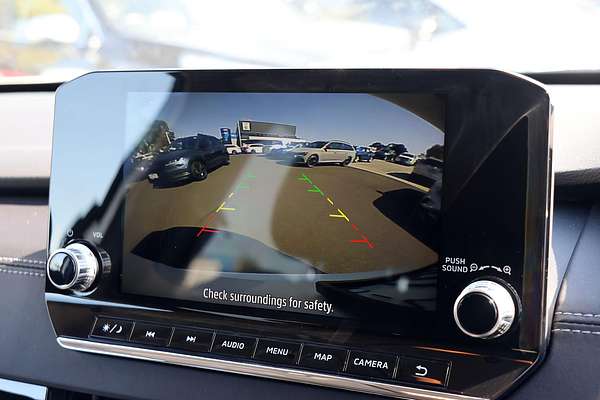 2024 Mitsubishi Outlander LS ZM