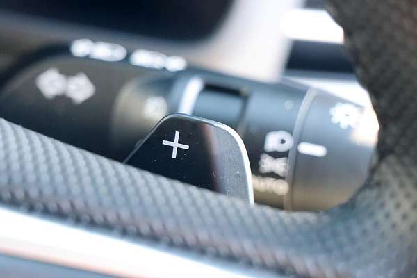 2024 Mitsubishi Outlander LS ZM