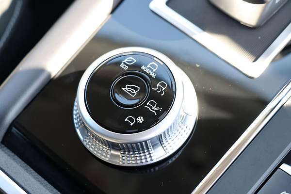 2024 Mitsubishi Outlander LS ZM