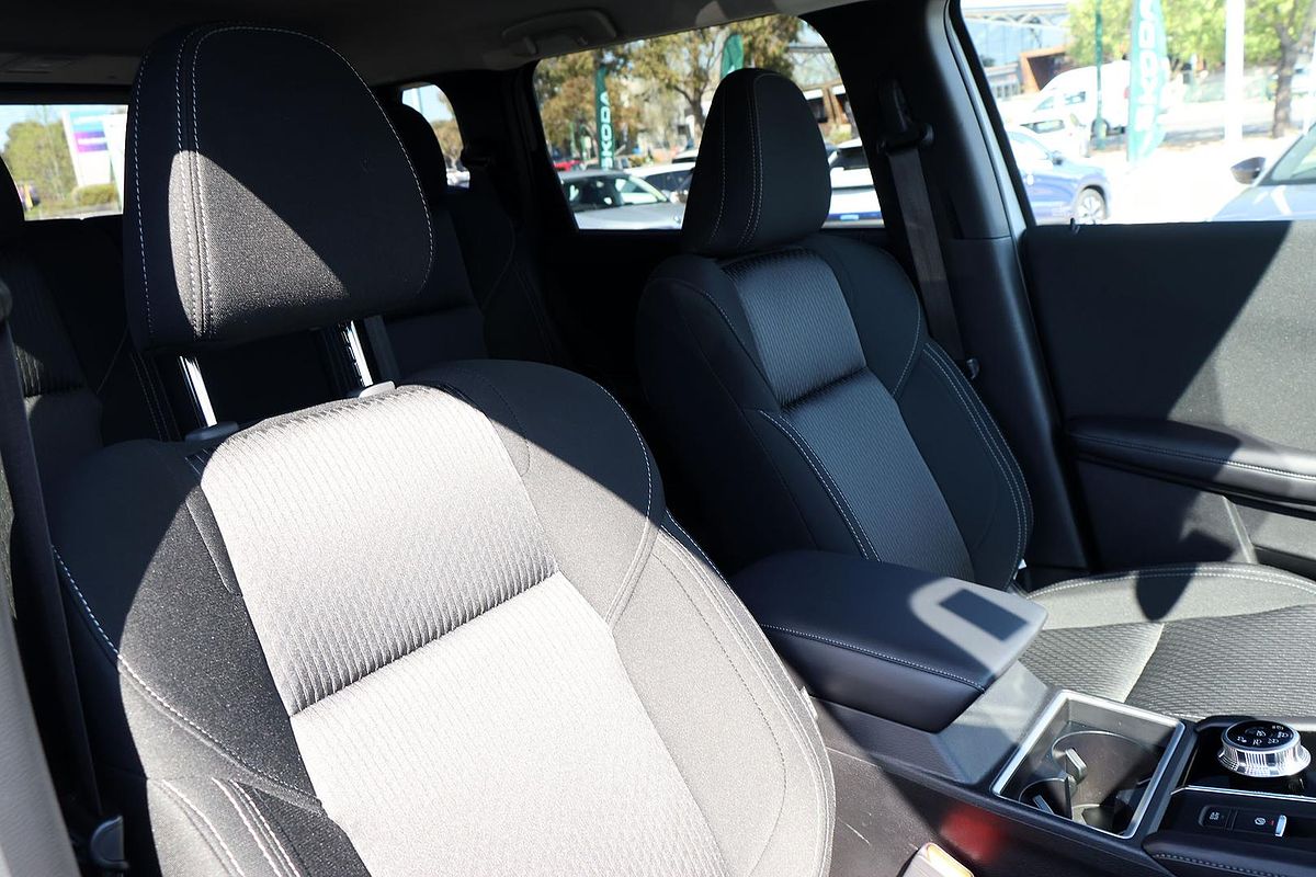 2024 Mitsubishi Outlander LS ZM