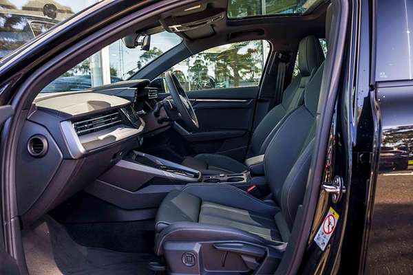 2025 Audi A3 35 TFSI S line GY