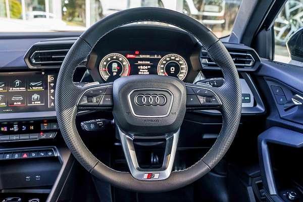 2025 Audi A3 35 TFSI S line GY