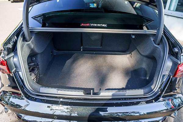 2025 Audi A3 35 TFSI S line GY