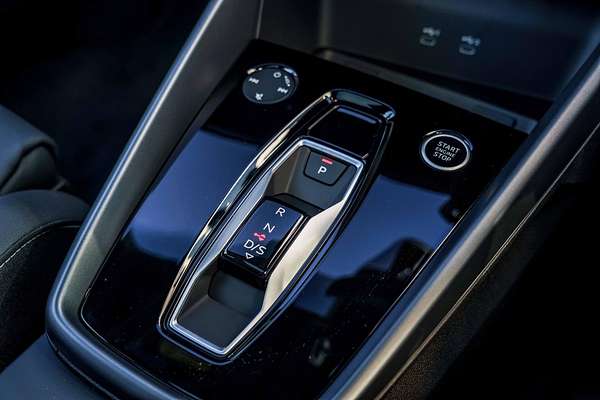 2025 Audi A3 35 TFSI S line GY