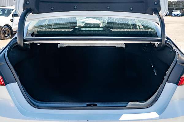 2024 Toyota Camry Ascent AXVH70R