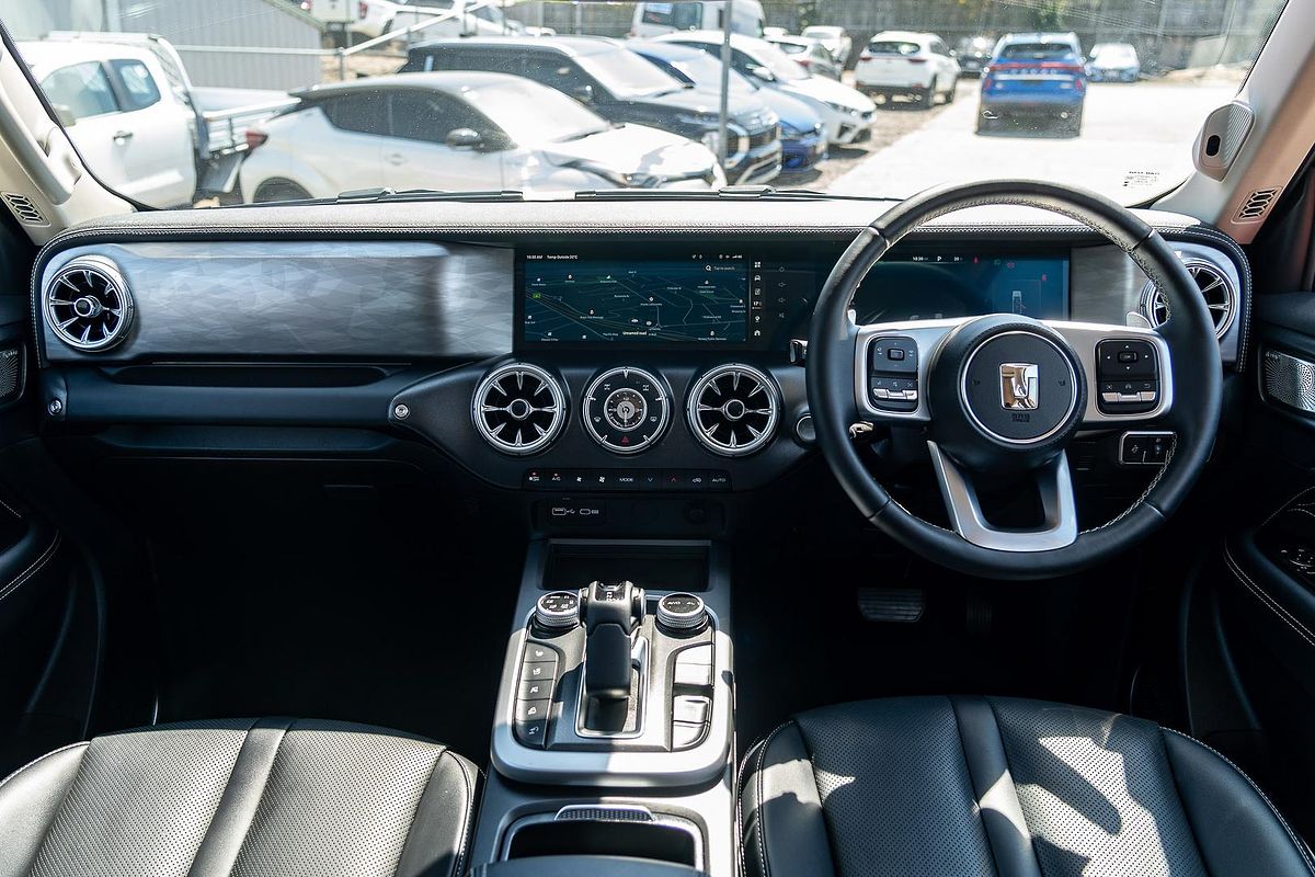 2023 GWM Tank 300 Ultra Hybrid P01