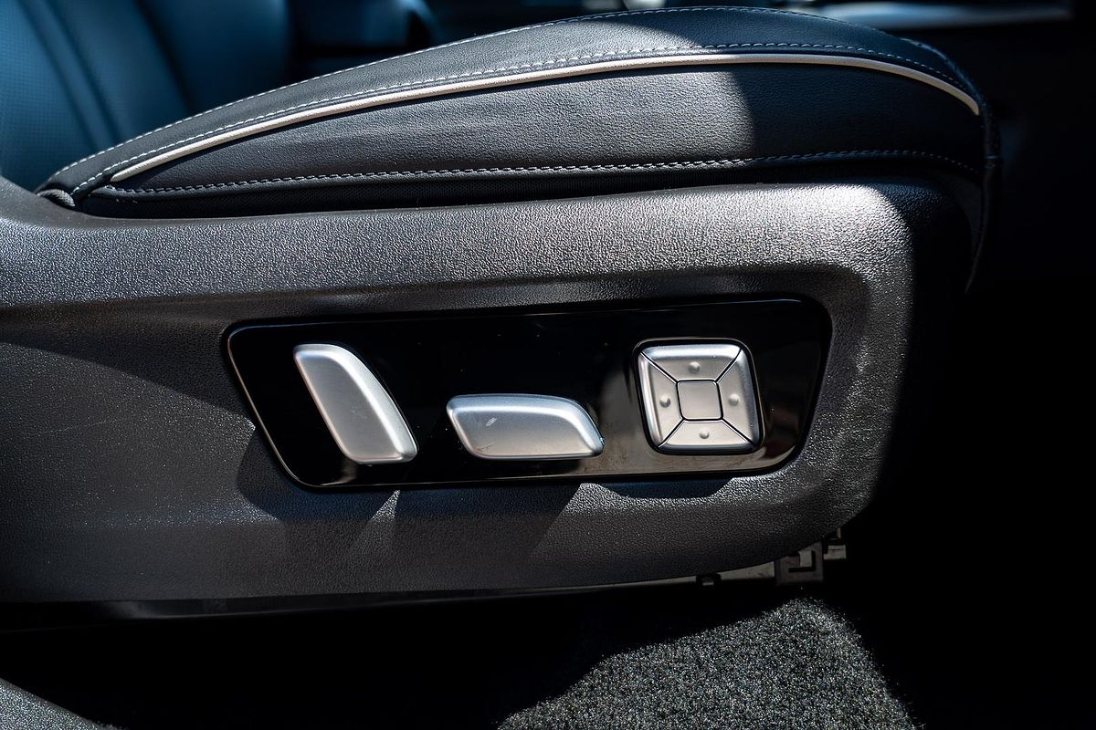 2023 GWM Tank 300 Ultra Hybrid P01