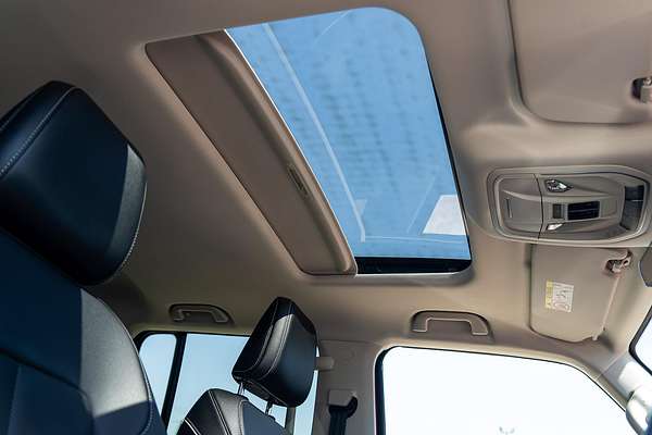 2023 GWM Tank 300 Ultra Hybrid P01