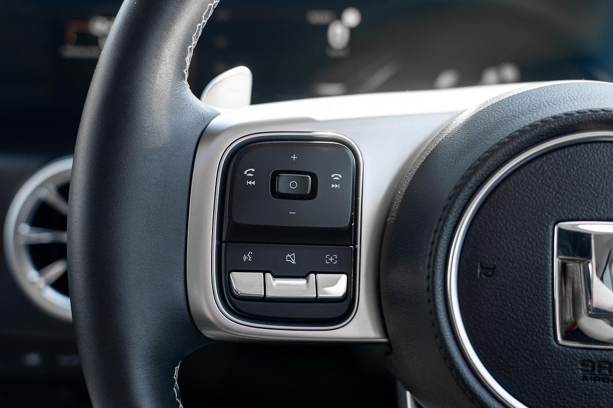 2023 GWM Tank 300 Ultra Hybrid P01