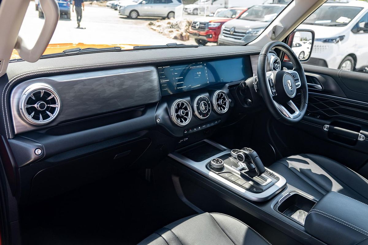 2023 GWM Tank 300 Ultra Hybrid P01