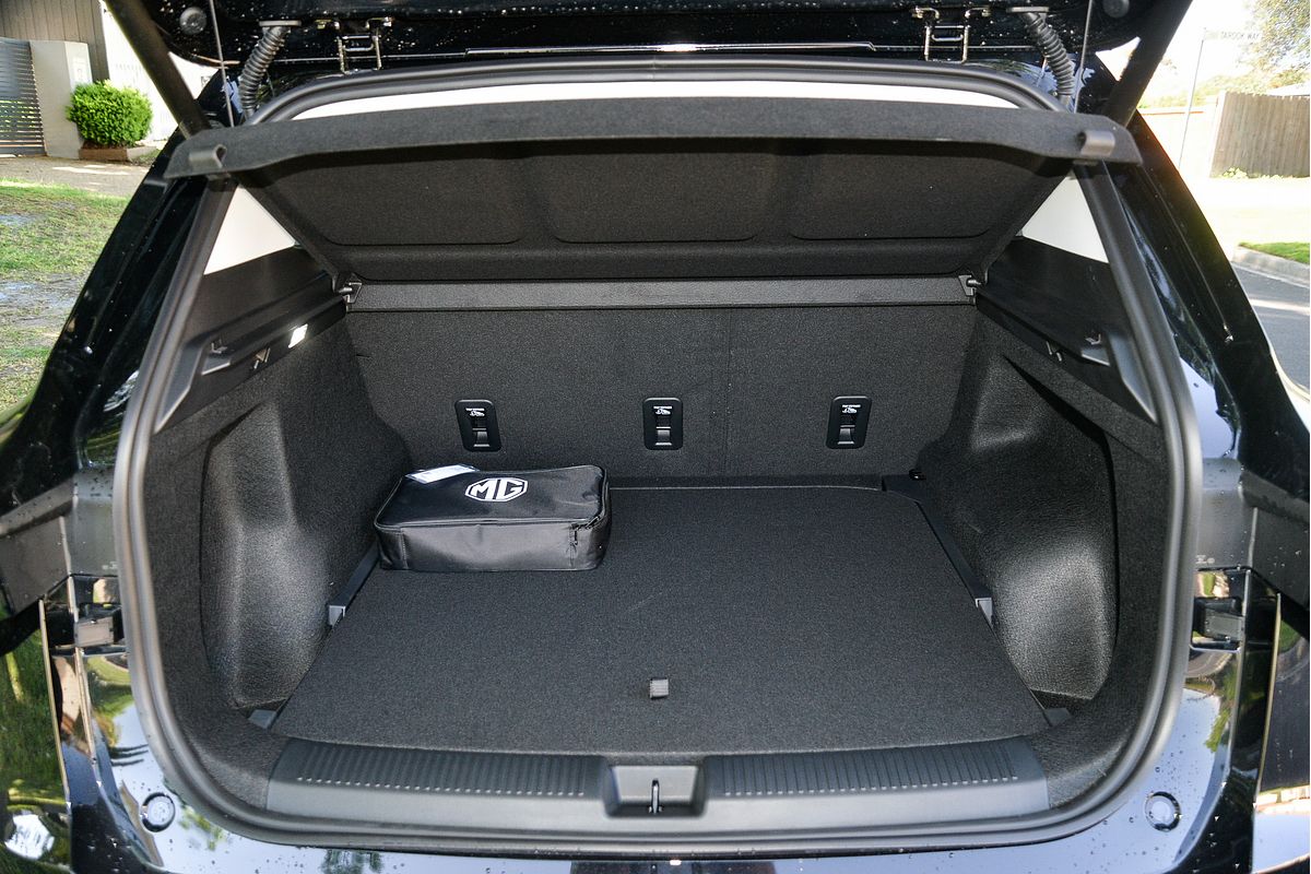 2025 MG MGS5 EV Essence 62 ZS3EM