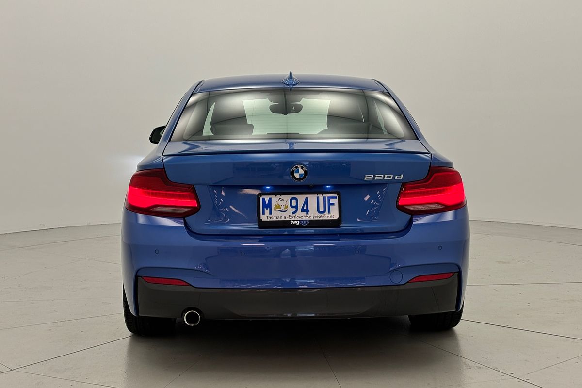 2014 BMW 2 Series 220d Sport Line F22