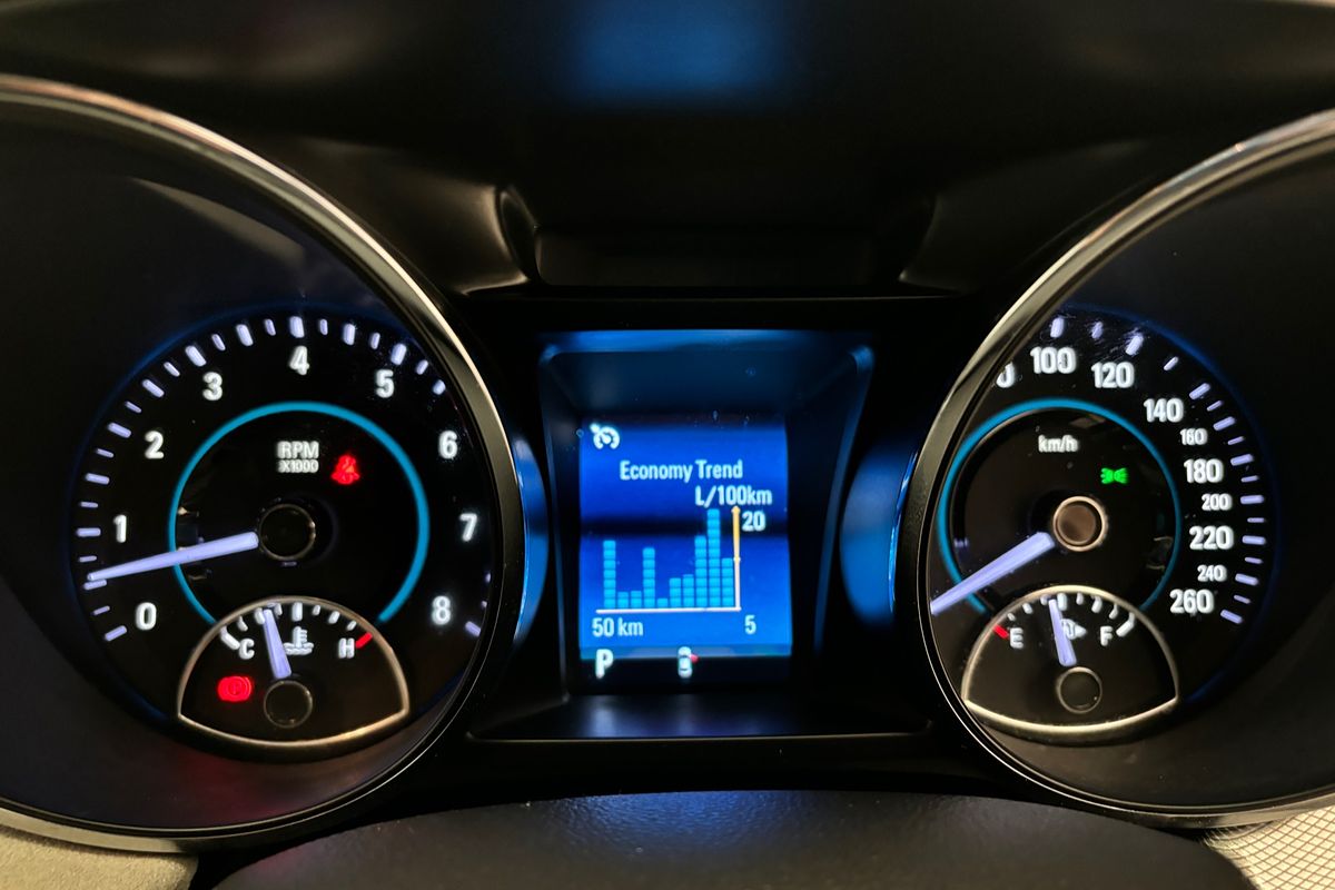 2017 HOLDEN CALAIS V 6 SP AUTOMATIC 4D SEDAN V6