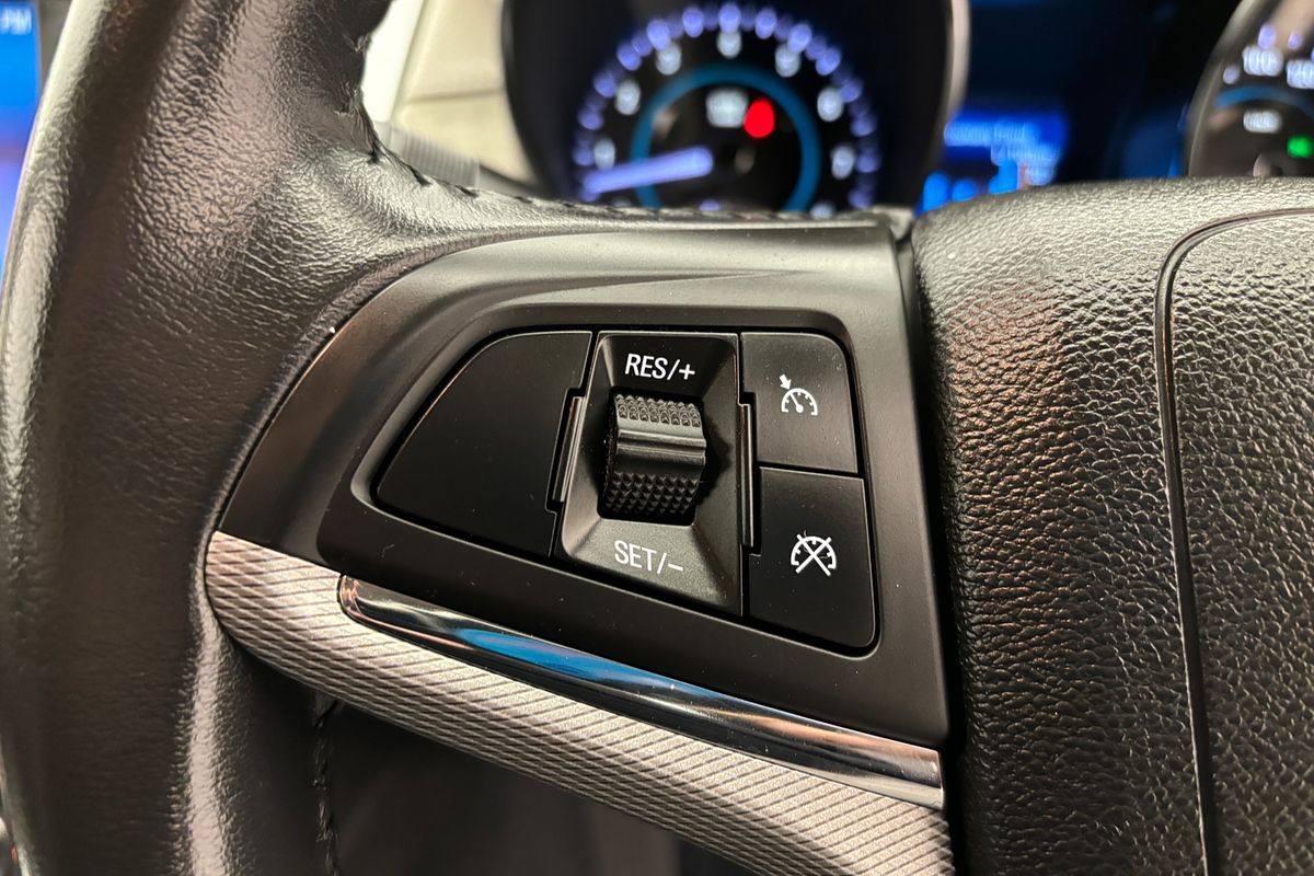 2017 HOLDEN CALAIS V 6 SP AUTOMATIC 4D SEDAN V6