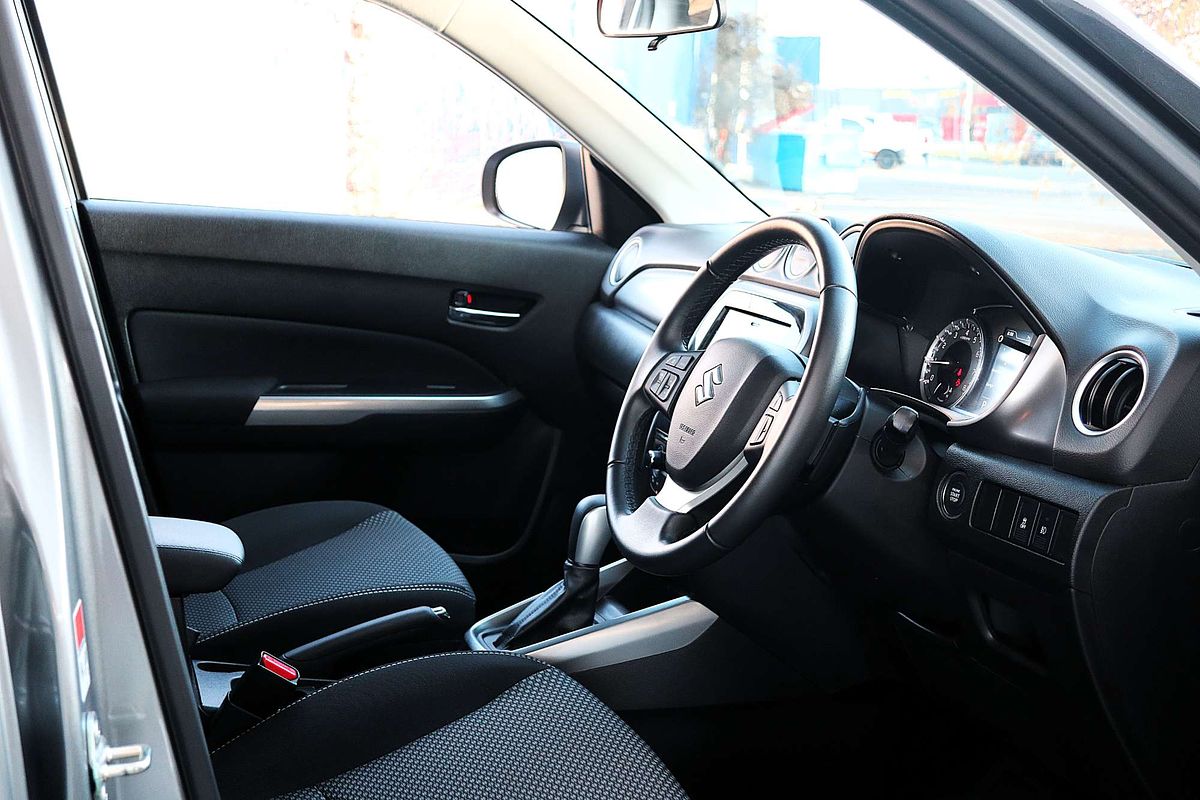 2024 Suzuki Vitara LY Series II