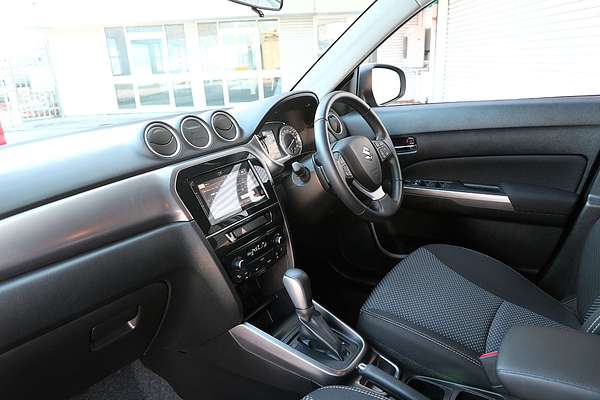 2024 Suzuki Vitara LY Series II