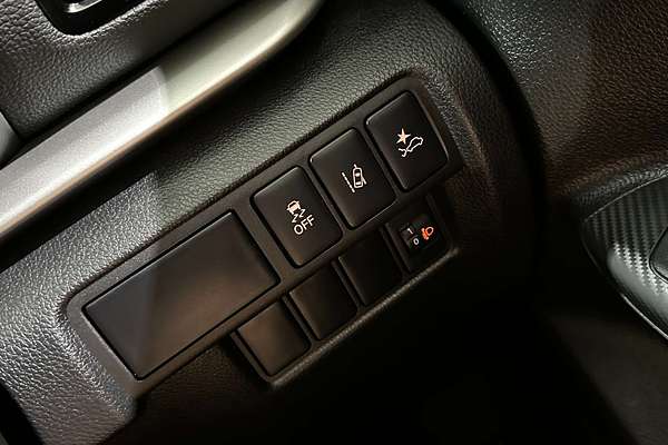 2023 Mitsubishi Eclipse Cross LS YB
