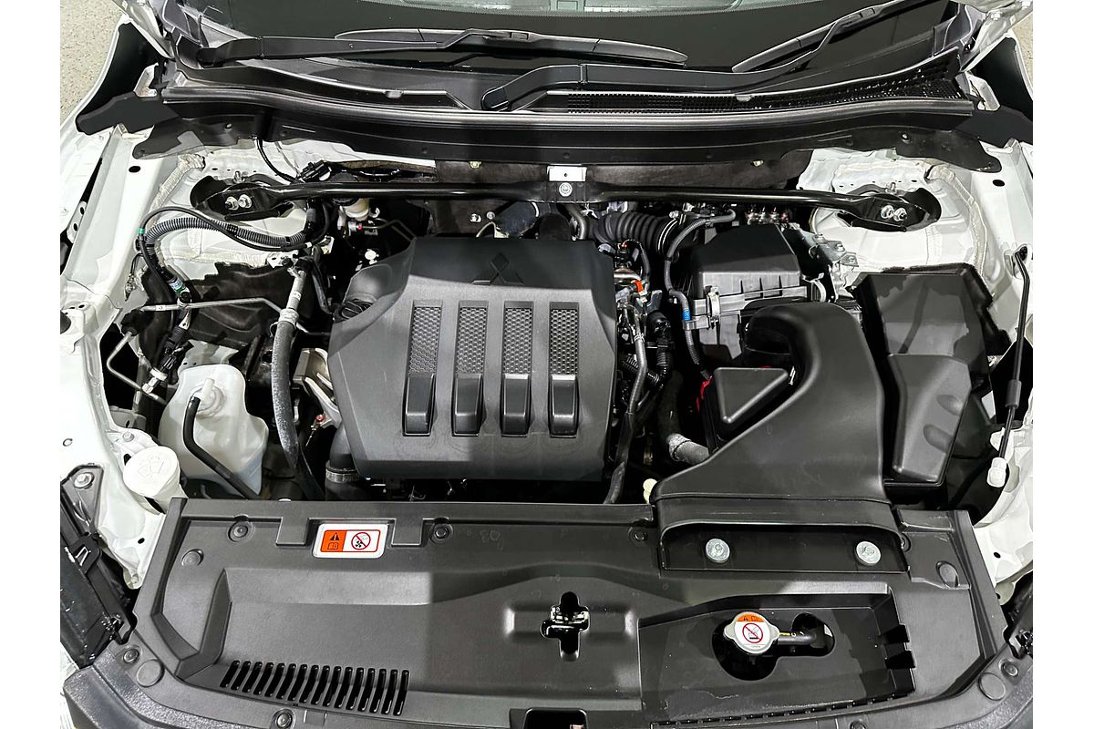2023 Mitsubishi Eclipse Cross LS YB